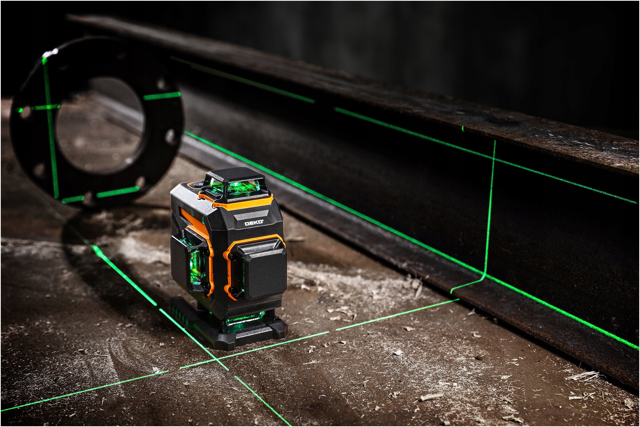 Poziomica laserowa 4D DKLL16PS1 360° 16 linii zielony laser z samopoziomowaniem pilotem akumulatorem i ładowarką
