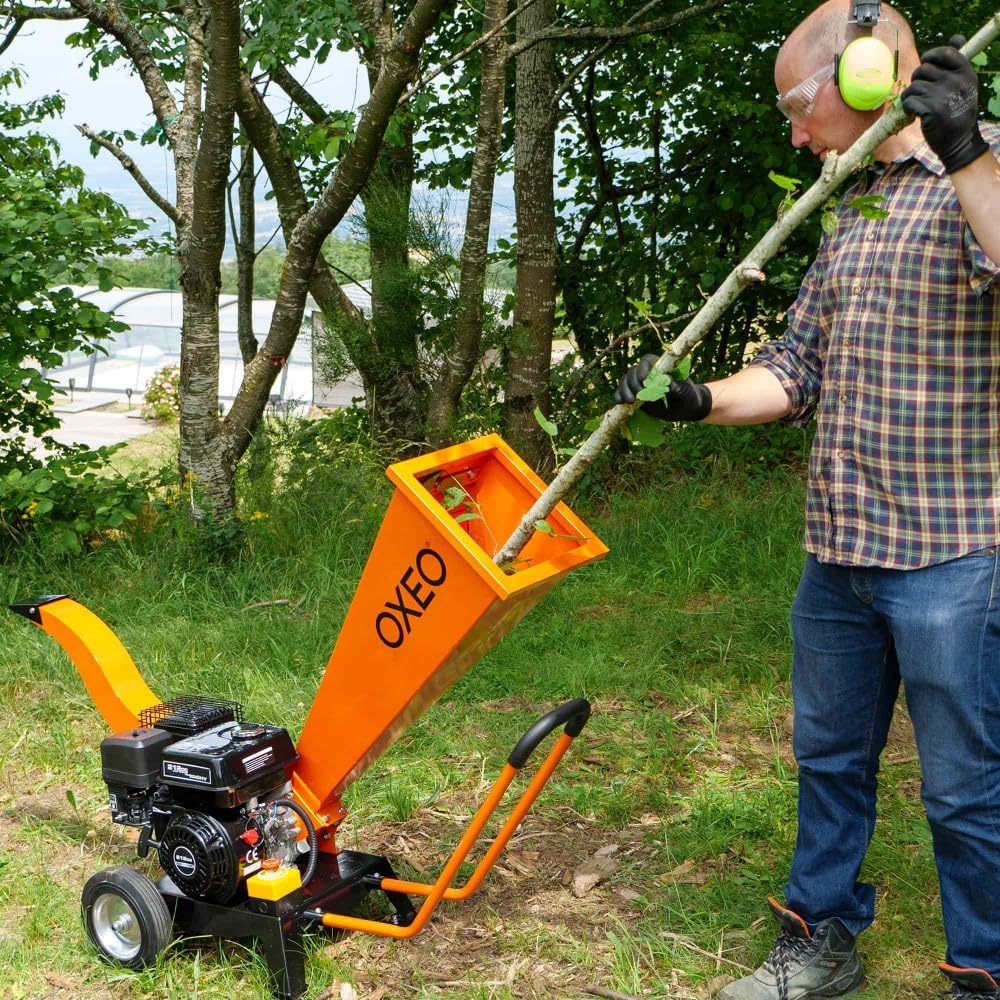 Broyeur De Végétaux Thermique 7 CV 212 cm³ Pour Branches Jusqu’à 6.5 cm