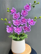 Fioletowa orchidea w doniczce z aksamitnego drutu, ręcznie robiona kompozycja kwiatowa do dekoracji domu i biura